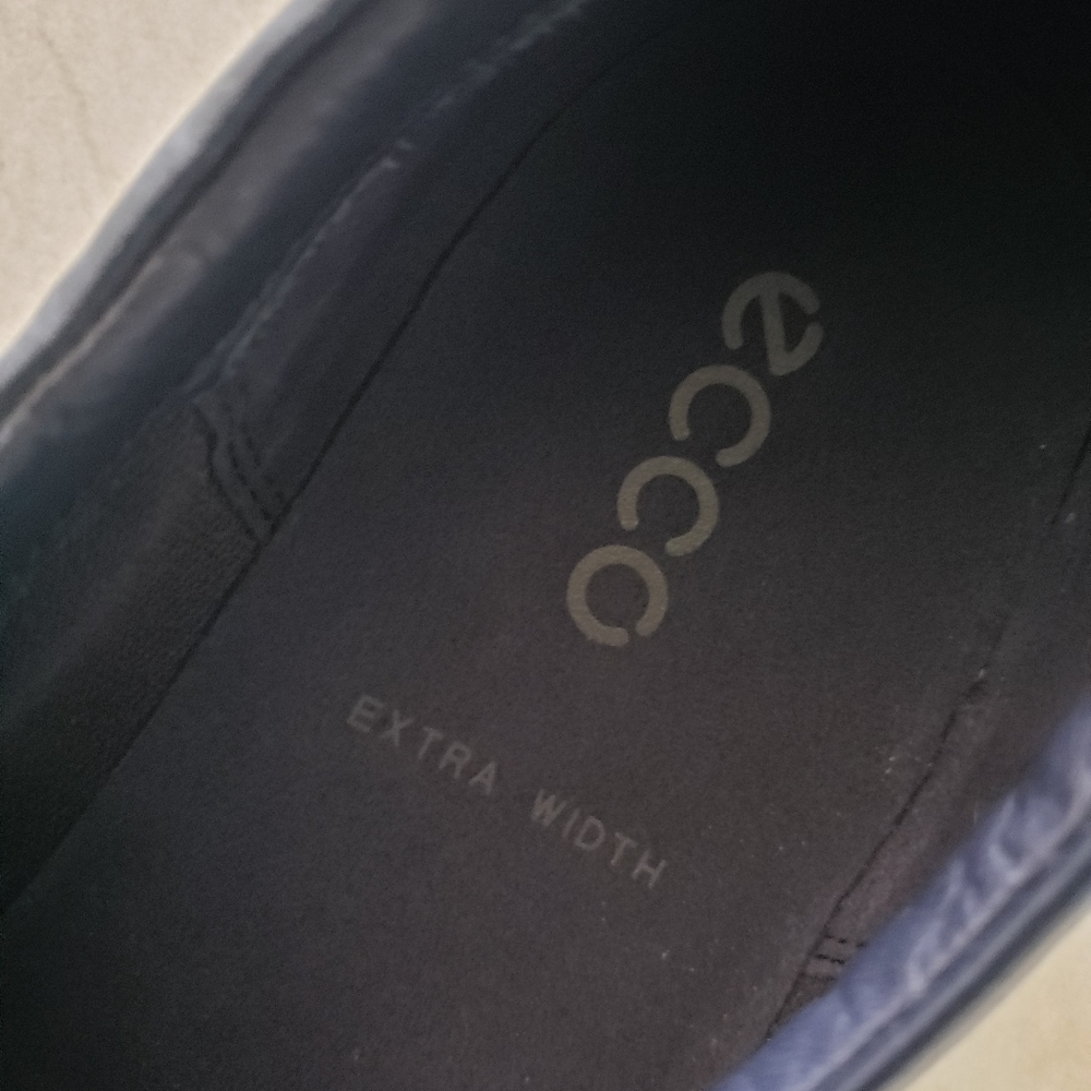 EUC ECCO Soft Leather Woven Slip-On Sneakers - Picture 3 of 11